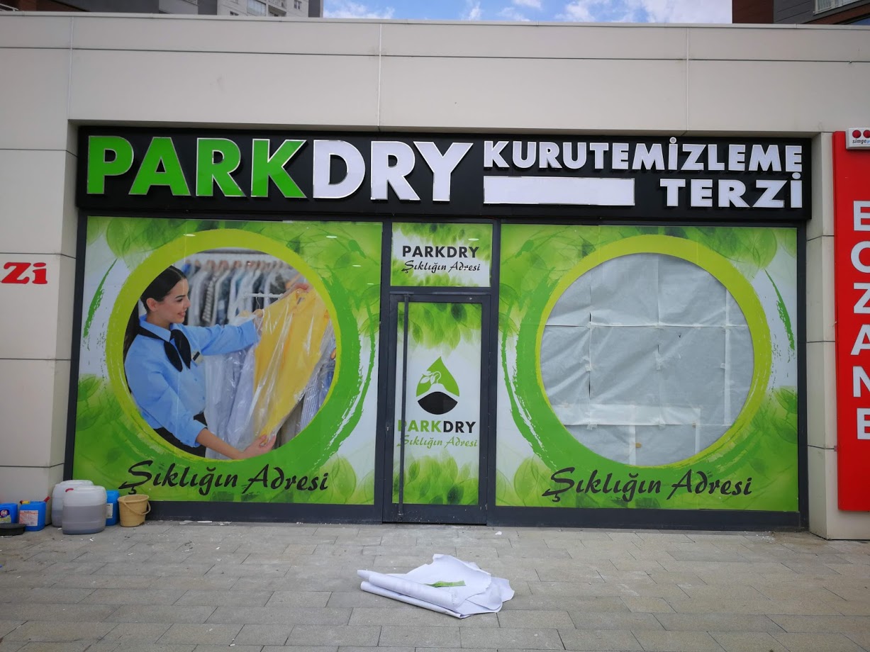 Vitrin Giydirme Çözümleri: Ankara Mağazaları için Pratik Rehber