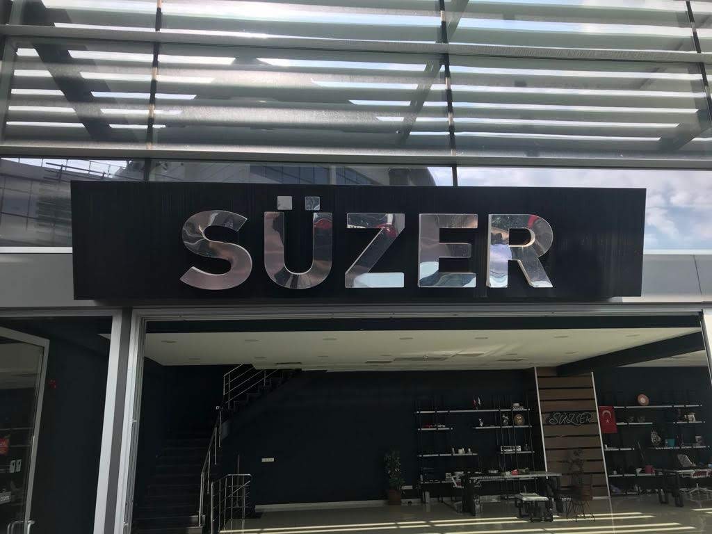 GÜMÜŞ KAPALI KROM KOMPOZİT TABELA